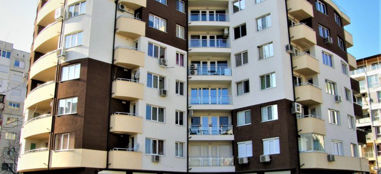 София, Левски Г, бл. 8-В